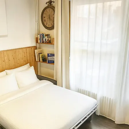 Apartment Warm Haven In With Balcony *